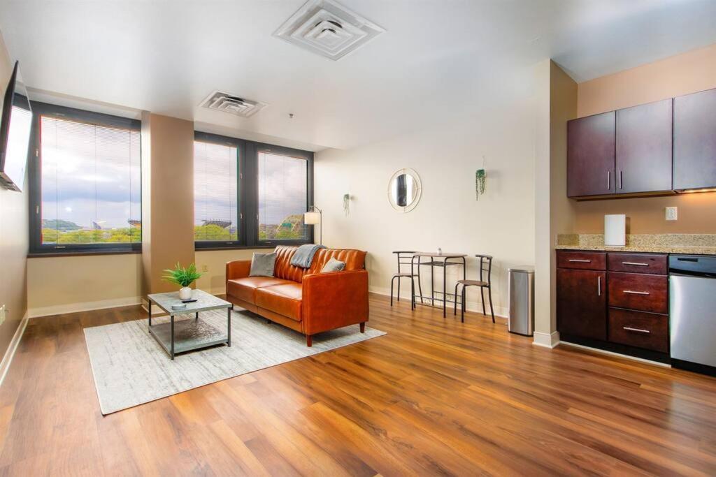 Sprawling Stadium Views Wonderful Location 24-7 Parking Gym Lounge Pittsburgh Esterno foto