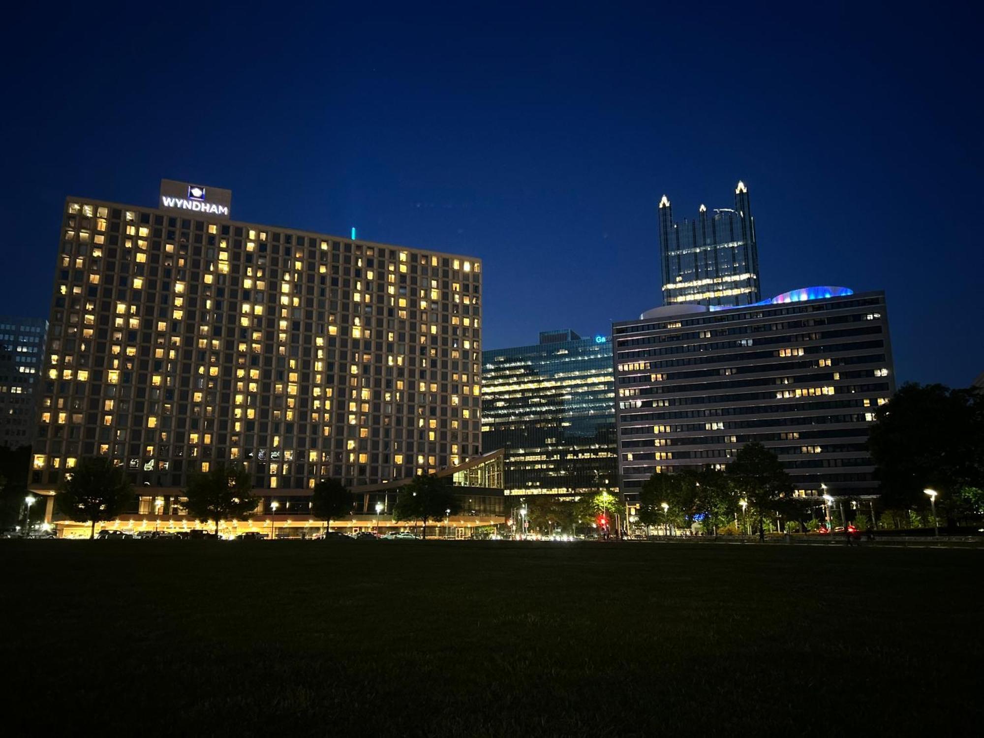 Sprawling Stadium Views Wonderful Location 24-7 Parking Gym Lounge Pittsburgh Esterno foto